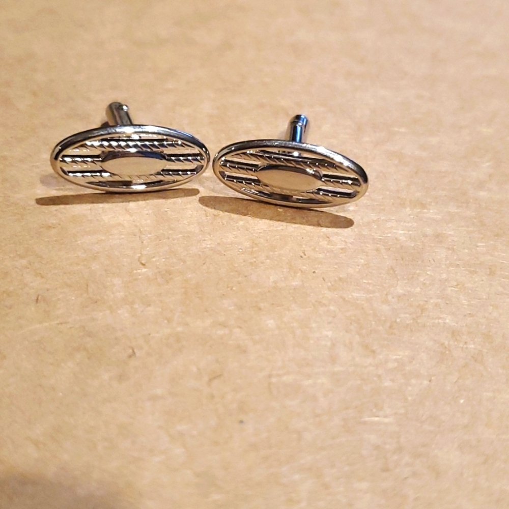 Cuff Links (2 pairs)
